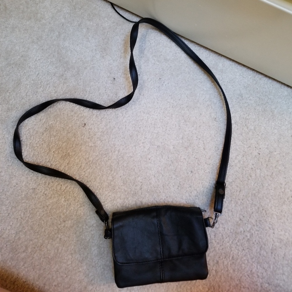 Purses - Picture 4 of 4